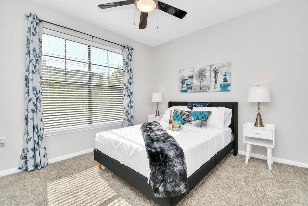Chic Retreat-Walk To Nrg-Pool Apartment Houston Exterior photo